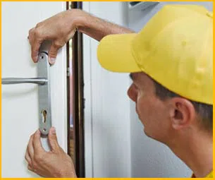 Phoenix Locksmith Services Phoenix, AZ 602-687-4403 - 4-new-locksmith-install