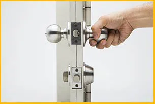Phoenix Locksmith Services Phoenix, AZ 602-687-4403 - 8-commercial-lock-out